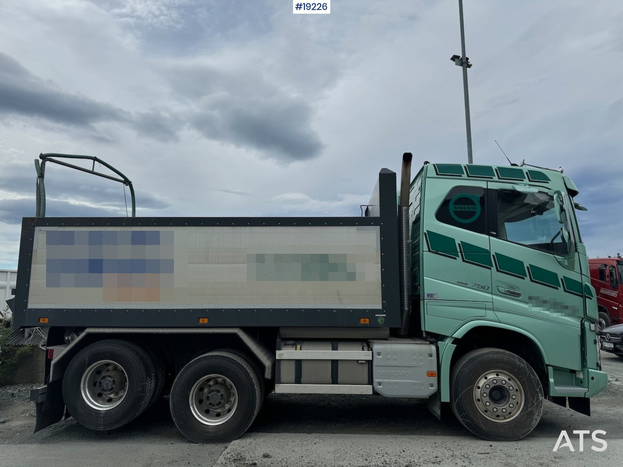 Volvo FH16 750 - Tipper: picture 2 Volvo FH16 750 - Tipper: picture 2