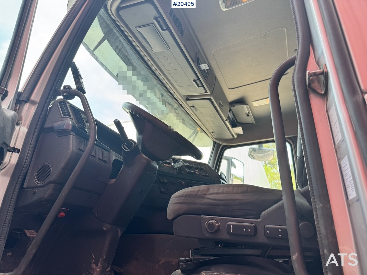 Skip loader truck Volvo FH520: picture 23