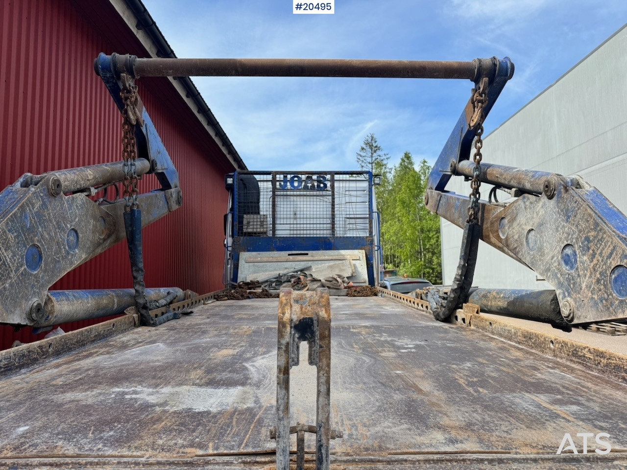 Skip loader truck Volvo FH520: picture 17