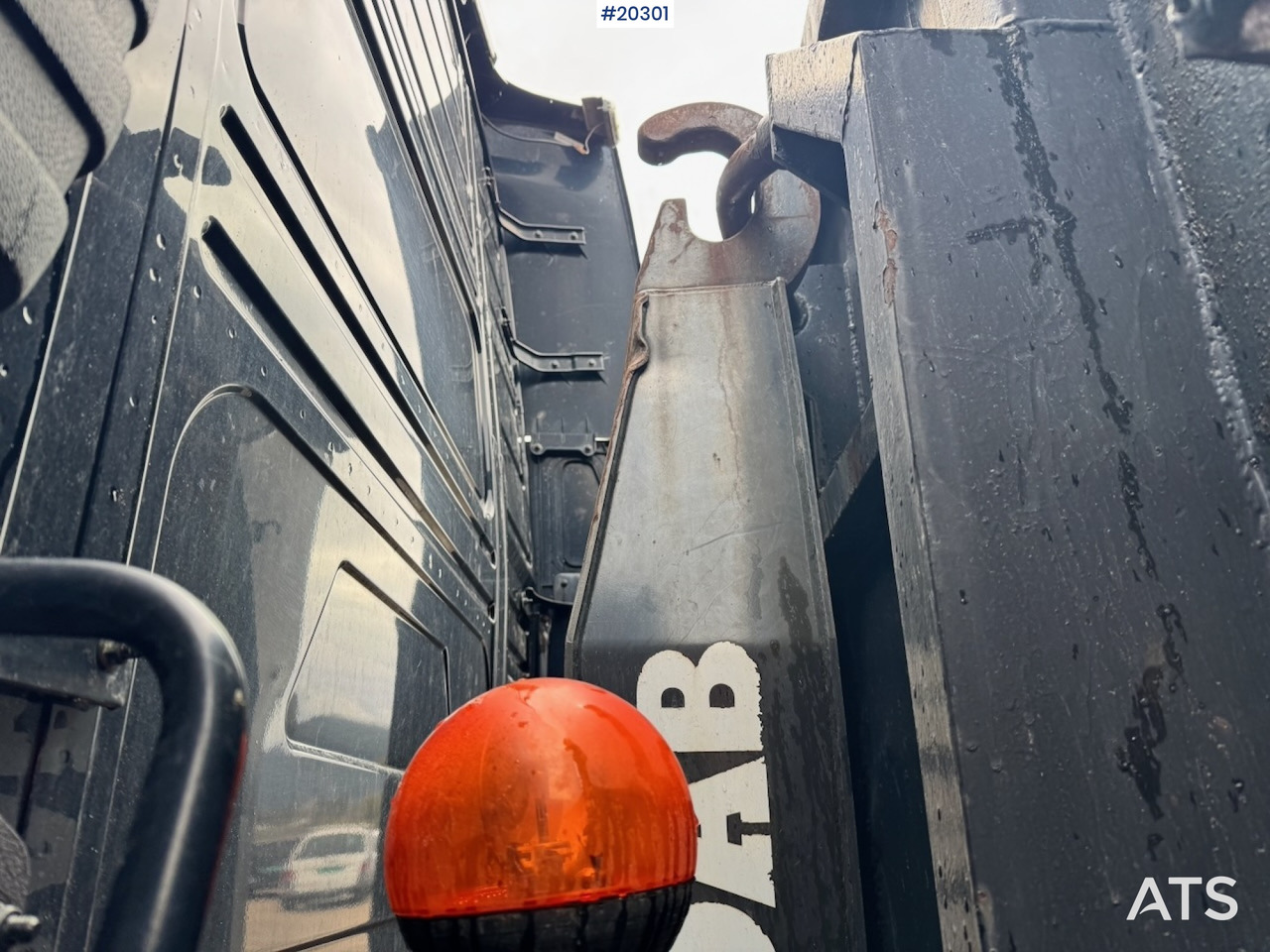 Hook lift truck Volvo FH540: picture 22