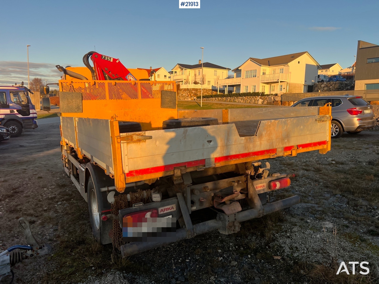 Volvo FL240 - Crane truck: picture 5 Volvo FL240 - Crane truck: picture 5