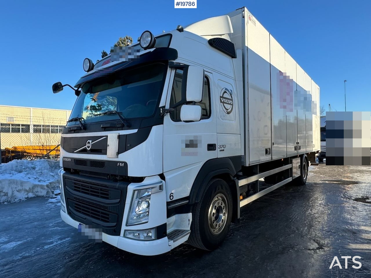 Volvo FM370 - Box truck: picture 1 Volvo FM370 - Box truck: picture 1