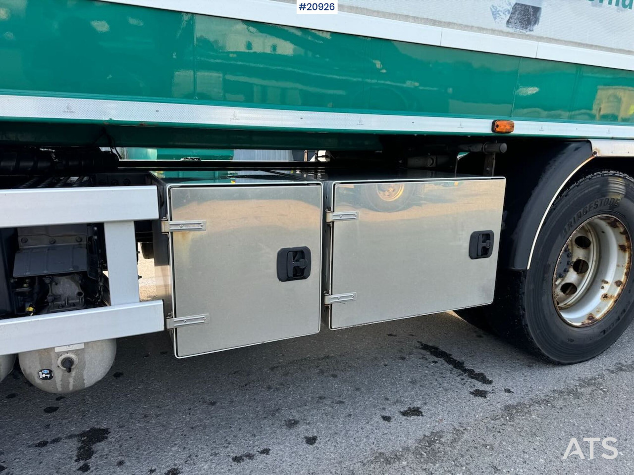 Garbage truck Volvo FMX 420: picture 17