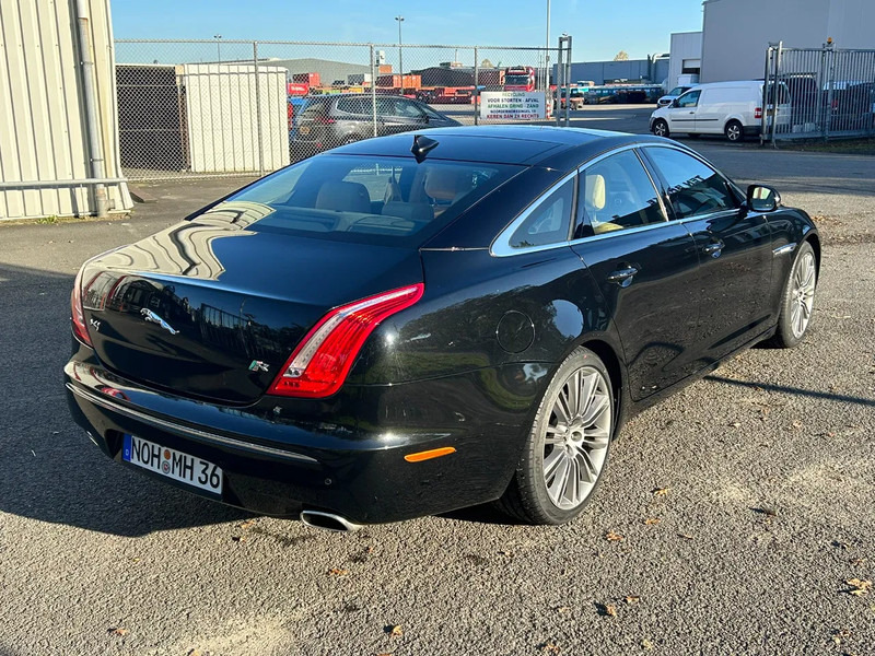 Jaguar XJ 3.0 V6D 275 PK /AUTOM / PANO DAK / VOL LEDER / MERIDAN / EXPORT PRICE - Car: picture 2 Jaguar XJ 3.0 V6D 275 PK /AUTOM / PANO DAK / VOL LEDER / MERIDAN / EXPORT PRICE - Car: picture 2
