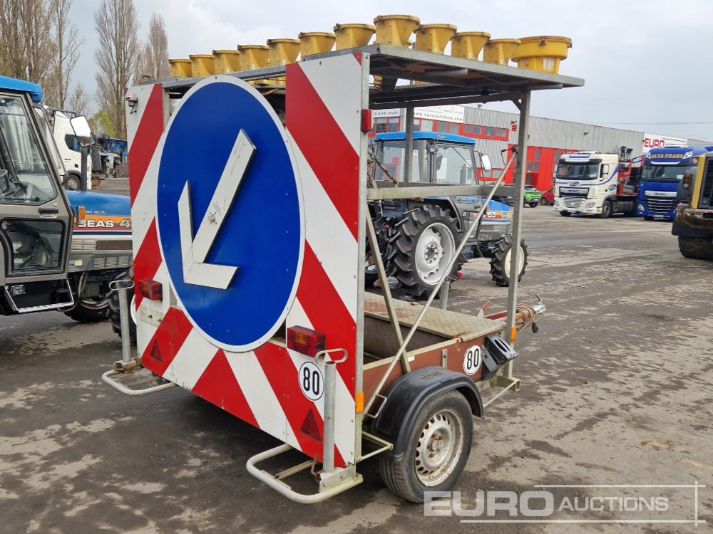 1995 Nissen Single Axle Traffic Control Trailer (German Reg. Docs. Available) - Construction equipment, Trailer: picture 4 1995 Nissen Single Axle Traffic Control Trailer (German Reg. Docs. Available) - Construction equipment, Trailer: picture 4