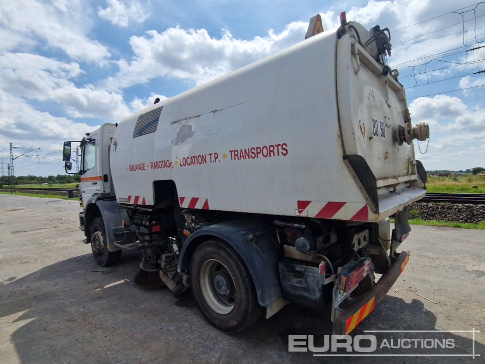 2002 Mercedes Axor 1829 - Road sweeper: picture 3 2002 Mercedes Axor 1829 - Road sweeper: picture 3