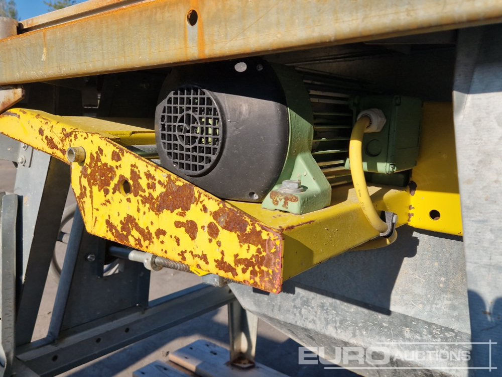 2014 Avola Table Saw - Construction equipment: picture 5 2014 Avola Table Saw - Construction equipment: picture 5