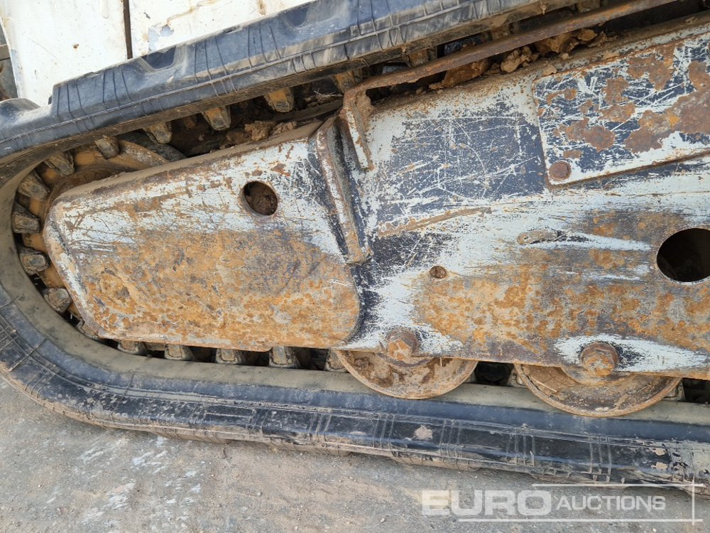 Skid steer loader 2015 Bobcat T590: picture 13