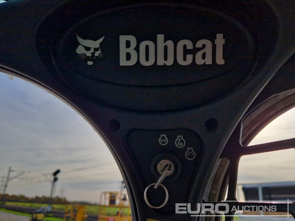 Skid steer loader 2015 Bobcat T590: picture 29
