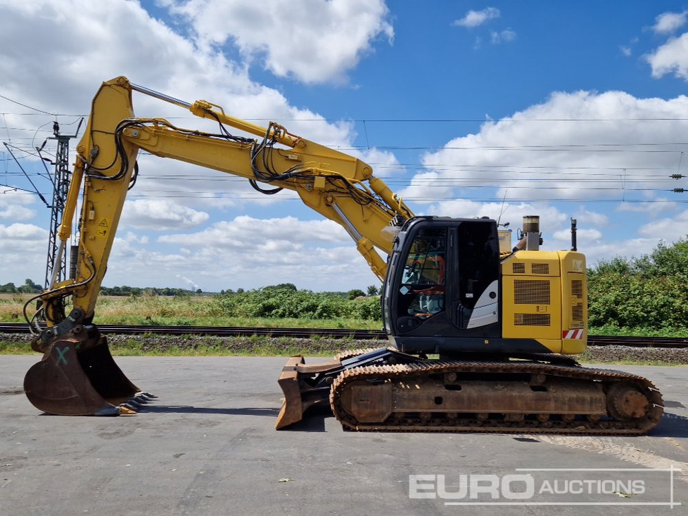 2016 Hitachi ZX225USLC-5B - Crawler excavator: picture 2 2016 Hitachi ZX225USLC-5B - Crawler excavator: picture 2