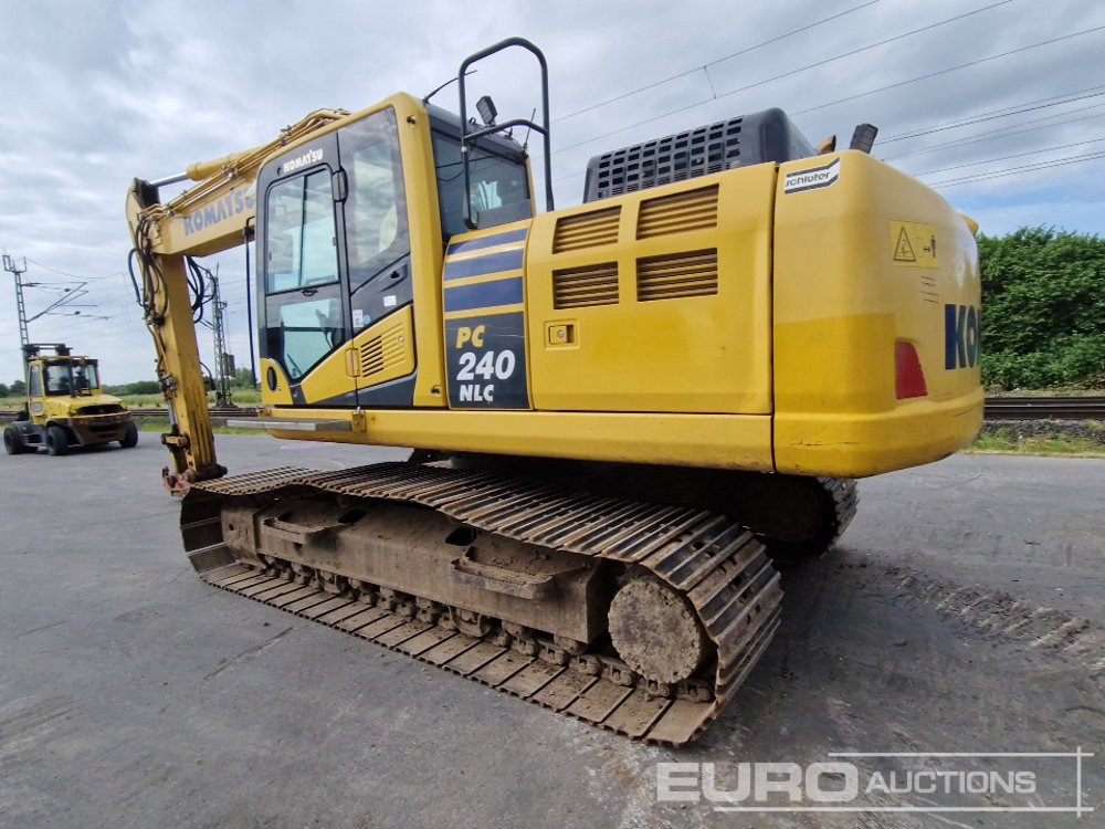 2017 Komatsu PC240NLC-11 - Crawler excavator: picture 3 2017 Komatsu PC240NLC-11 - Crawler excavator: picture 3