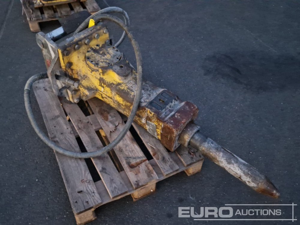 2019 Epiroc SB552 - Hydraulic hammer: picture 4 2019 Epiroc SB552 - Hydraulic hammer: picture 4