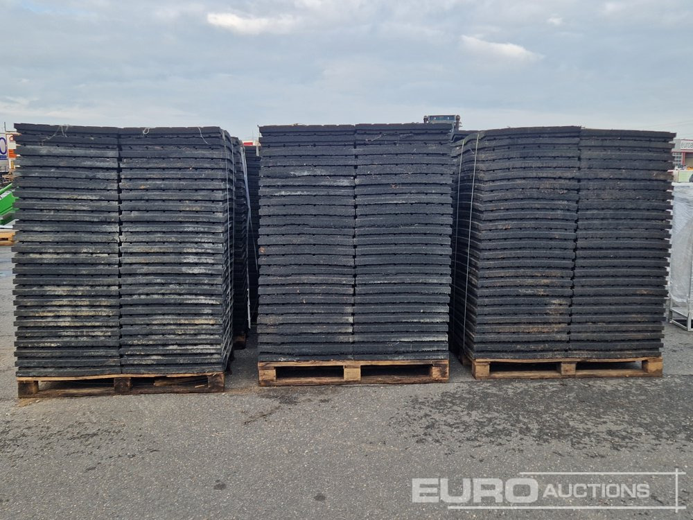 3 Pallets of Rubber Floor Tiles, 60mm x 800mm x 600mm (144 of) - Construction equipment: picture 1 3 Pallets of Rubber Floor Tiles, 60mm x 800mm x 600mm (144 of) - Construction equipment: picture 1