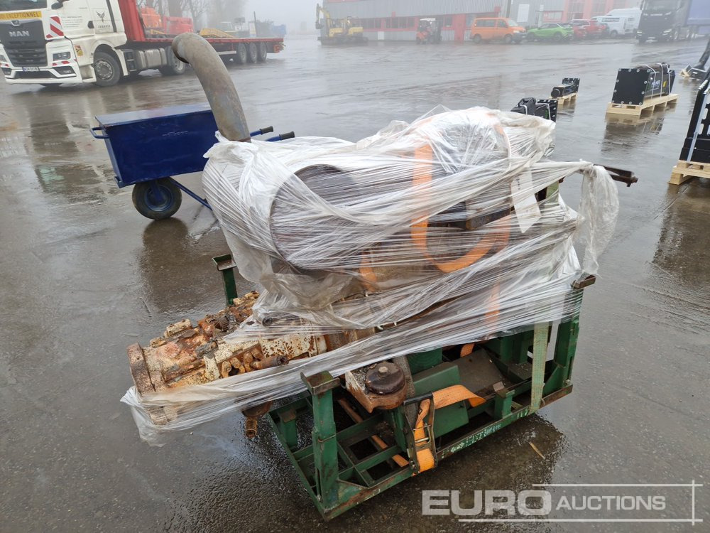 6 Cylinder Diesel Engine Kobelco SK210LC - Engine: picture 3 6 Cylinder Diesel Engine Kobelco SK210LC - Engine: picture 3