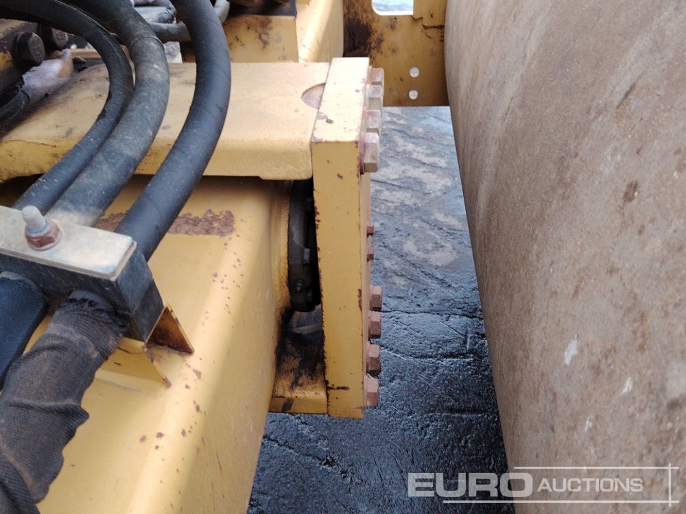 Roller CAT CS-533E: picture 10