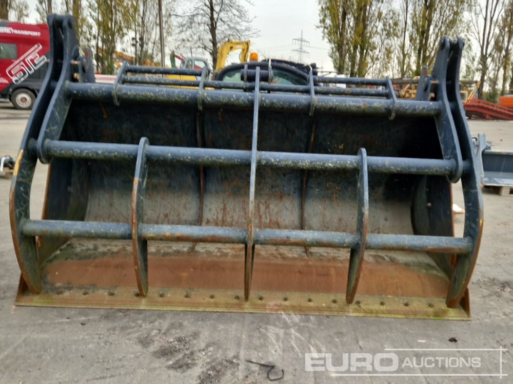 Grapple Bucket to suit Manitou MLT960/961, MHT790 - Bucket: picture 5 Grapple Bucket to suit Manitou MLT960/961, MHT790 - Bucket: picture 5