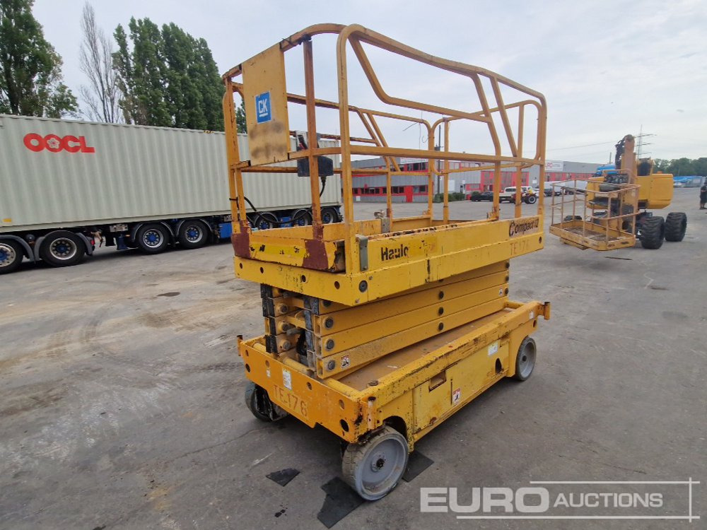 Haulotte Compact 12 - Aerial platform: picture 1 Haulotte Compact 12 - Aerial platform: picture 1