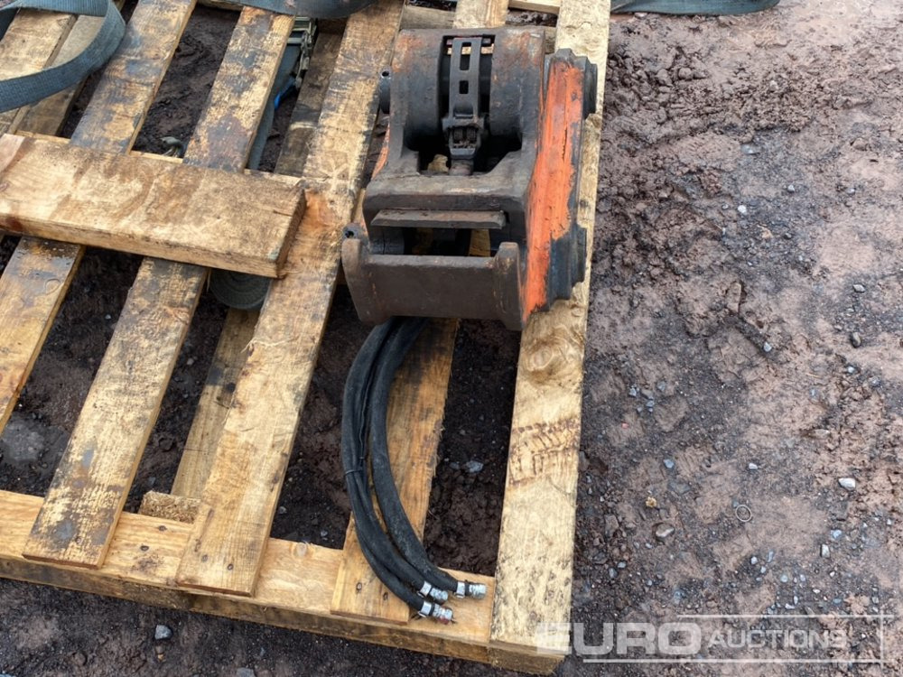 Hydraulic Quick Hitch 50mm Pin to suit 6-8 Ton Excavator - Quick coupler: picture 4 Hydraulic Quick Hitch 50mm Pin to suit 6-8 Ton Excavator - Quick coupler: picture 4
