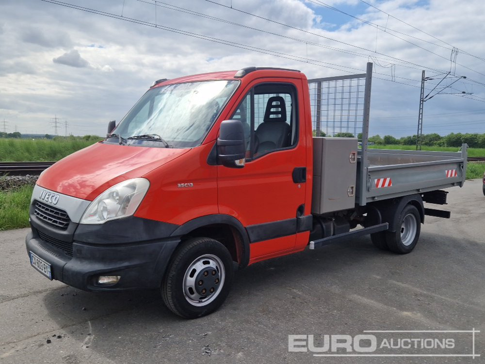 Iveco Daily 35C - Flatbed van: picture 1 Iveco Daily 35C - Flatbed van: picture 1