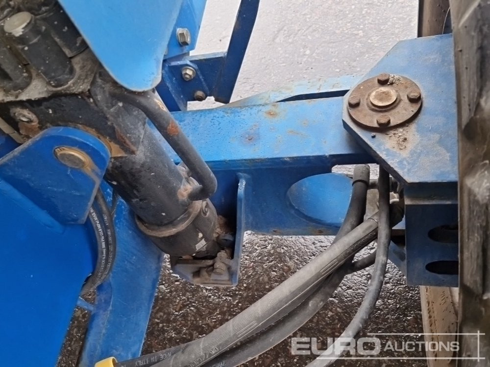 Aerial platform JLG 4394RT: picture 13