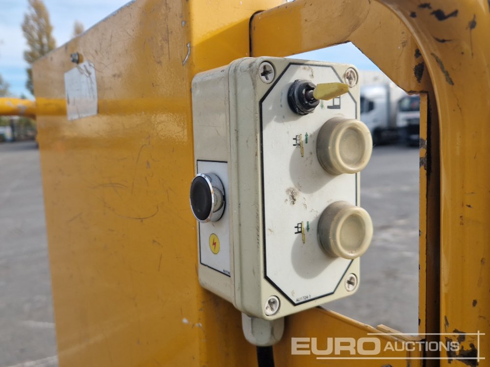 Vertical mast lift JLG TOUCAN DUO: picture 15