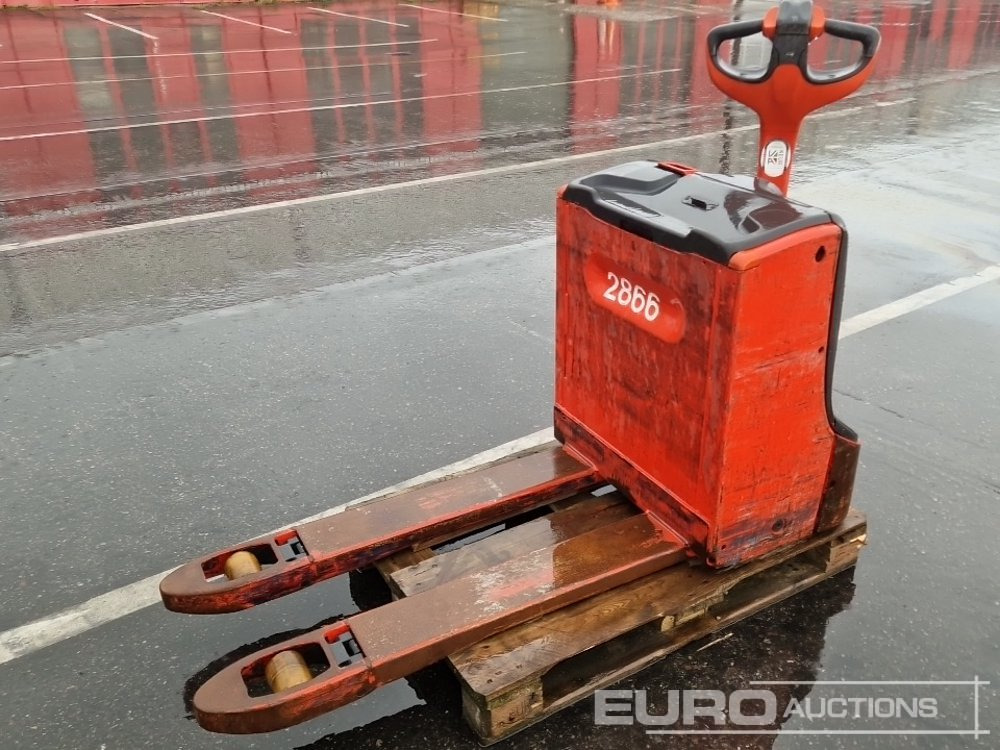 2017 Linde T16 - Material handling equipment: picture 1 2017 Linde T16 - Material handling equipment: picture 1