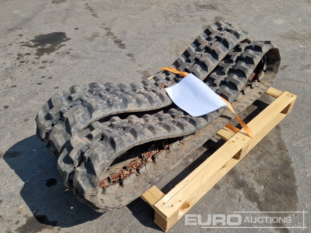 Pallet of Rubber Tracks to sut Terex 3 Ton Digger - Track for Construction machinery: picture 1 Pallet of Rubber Tracks to sut Terex 3 Ton Digger - Track for Construction machinery: picture 1