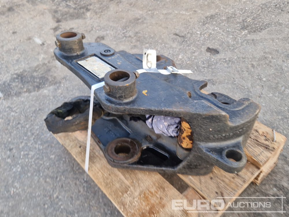 Quick Hitch to suit 45mm Pin - Quick coupler: picture 4 Quick Hitch to suit 45mm Pin - Quick coupler: picture 4