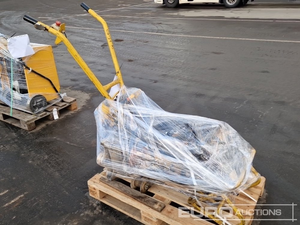 ROWRENCH P4 RKS Unirversal Petrol Powered Wrench, AX25 Concrete Poker (2 of), Husqvarna K770 Quick Cut Saw - Concrete equipment: picture 4 ROWRENCH P4 RKS Unirversal Petrol Powered Wrench, AX25 Concrete Poker (2 of), Husqvarna K770 Quick Cut Saw - Concrete equipment: picture 4