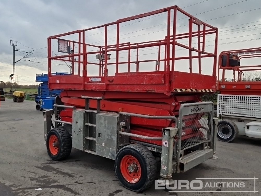 SkyJack SJ8841 - Aerial platform: picture 3 SkyJack SJ8841 - Aerial platform: picture 3