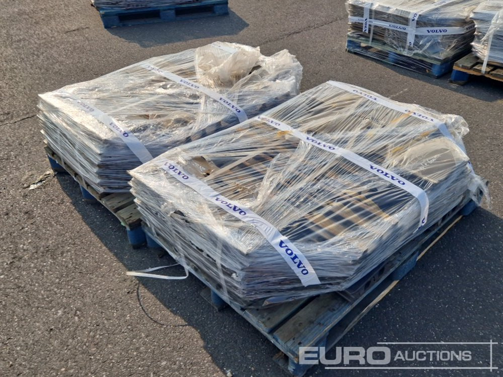 600mm Steel Track Plates, Volvo EC305/EC330 (2 of) - Spare parts for Excavator: picture 5 600mm Steel Track Plates, Volvo EC305/EC330 (2 of) - Spare parts for Excavator: picture 5