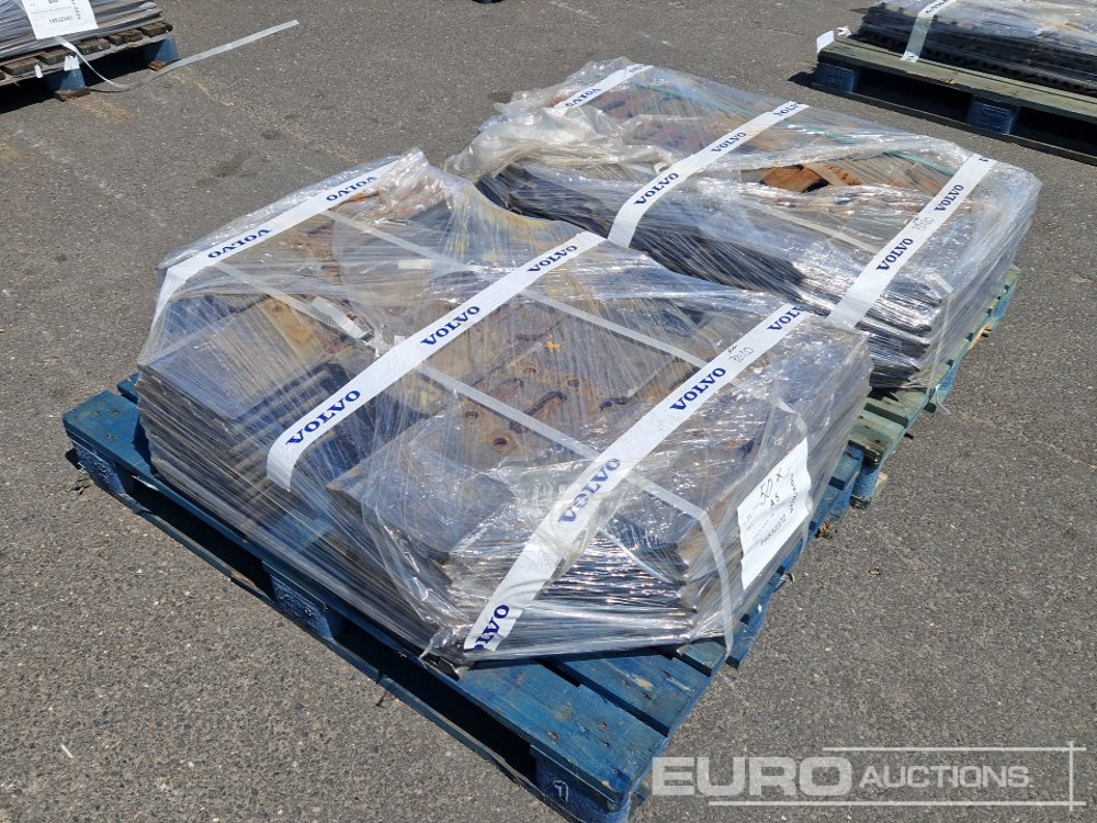 600mm Steel Track Plates to suit Volvo EC290 - Spare parts for Excavator: picture 5 600mm Steel Track Plates to suit Volvo EC290 - Spare parts for Excavator: picture 5