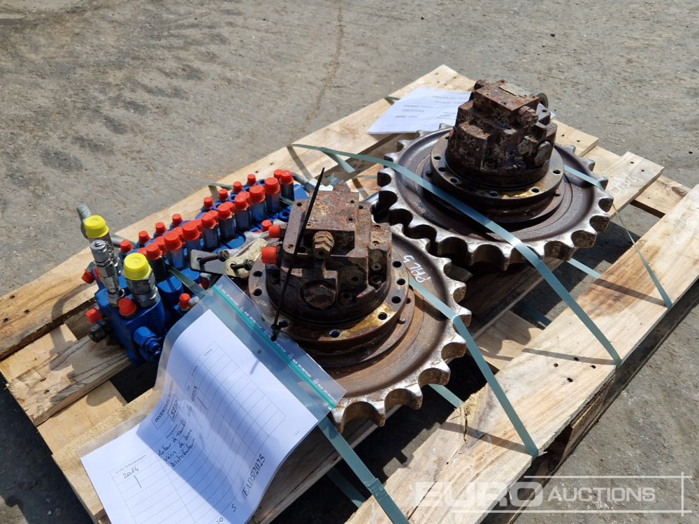 Pallet Final Drives, Distribution Block to suit Volvo ECR25D - Spare parts for Excavator: picture 2 Pallet Final Drives, Distribution Block to suit Volvo ECR25D - Spare parts for Excavator: picture 2