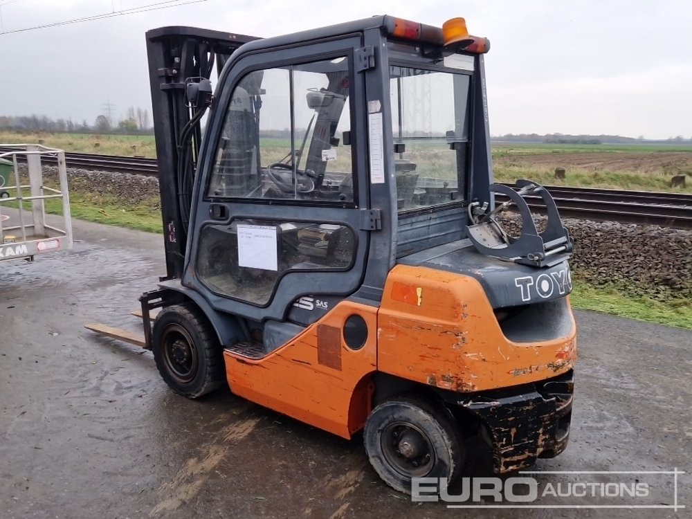 Toyota 02-8FGF25 - Forklift: picture 3 Toyota 02-8FGF25 - Forklift: picture 3