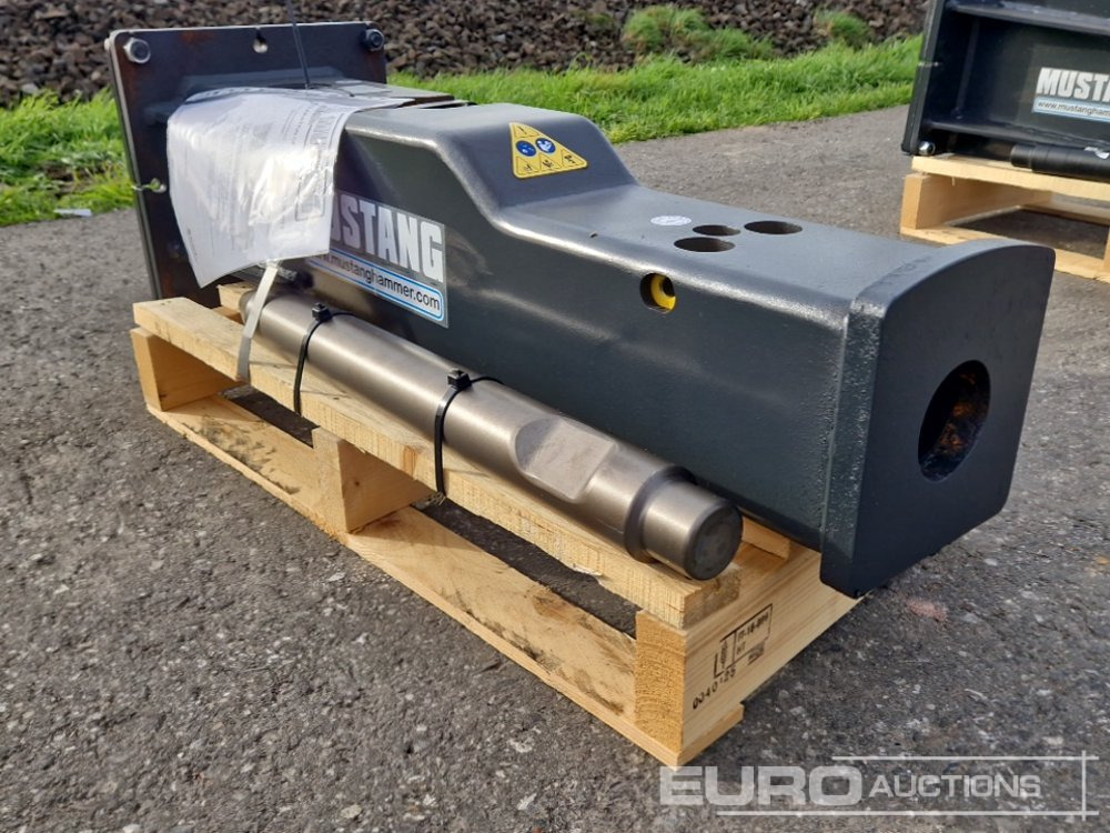Unused 2025 Mustang HM250 - Hydraulic hammer: picture 2 Unused 2025 Mustang HM250 - Hydraulic hammer: picture 2