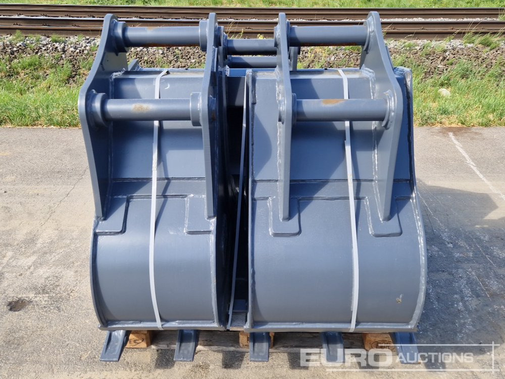 Unused Strickland 48" 24", 18" Digging Buckets, 65mm Pin to suit Hitachi ZX130 (3 of) - Bucket: picture 5 Unused Strickland 48" 24", 18" Digging Buckets, 65mm Pin to suit Hitachi ZX130 (3 of) - Bucket: picture 5