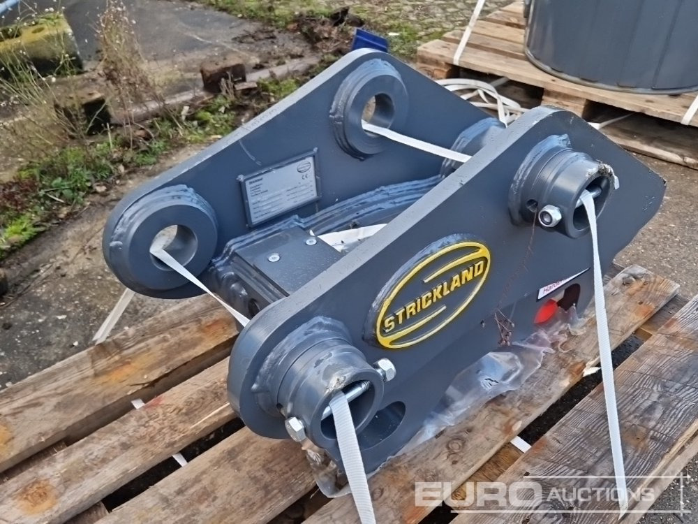 Unused Strickland S-Lock Coupler to suit Hitachi ZX130 - Quick coupler: picture 3 Unused Strickland S-Lock Coupler to suit Hitachi ZX130 - Quick coupler: picture 3