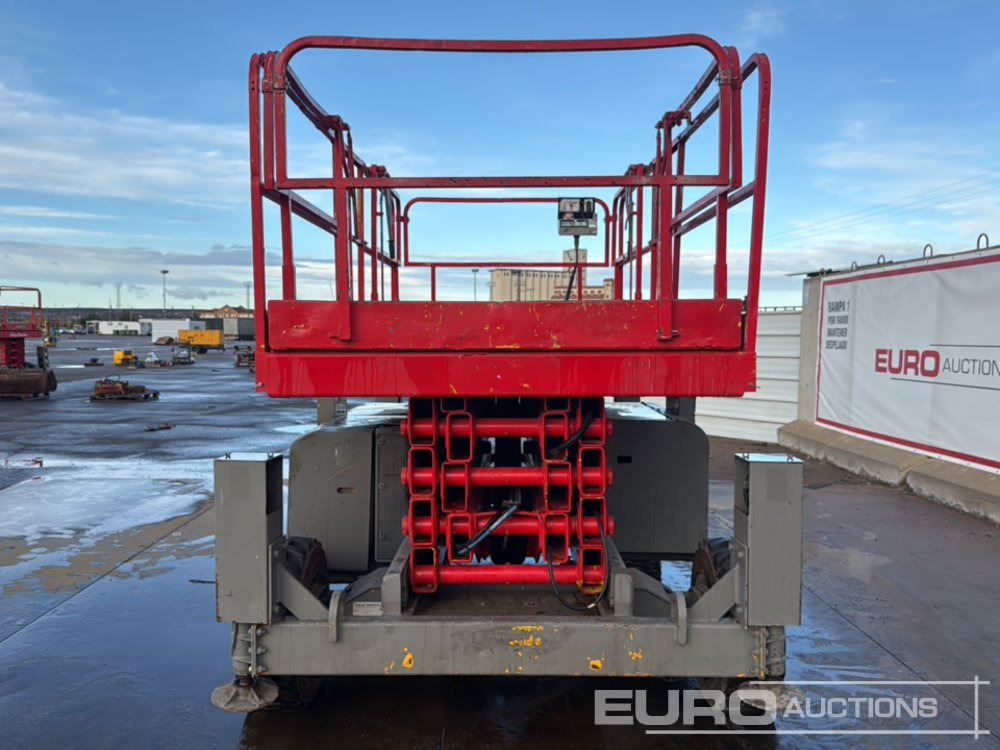 2005 Haulotte H15SX - Scissor lift: picture 4 2005 Haulotte H15SX - Scissor lift: picture 4