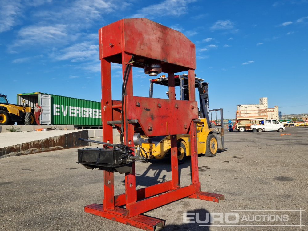 2010 Mega KP-100 - Construction equipment: picture 4 2010 Mega KP-100 - Construction equipment: picture 4