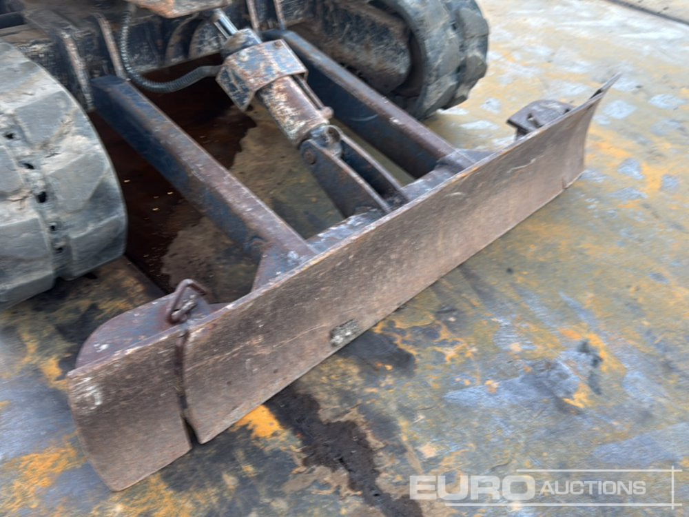 Mini excavator 2011 Kubota U17-3A: picture 17