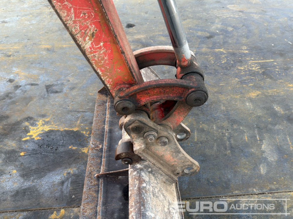 Mini excavator 2011 Kubota U17-3A: picture 32