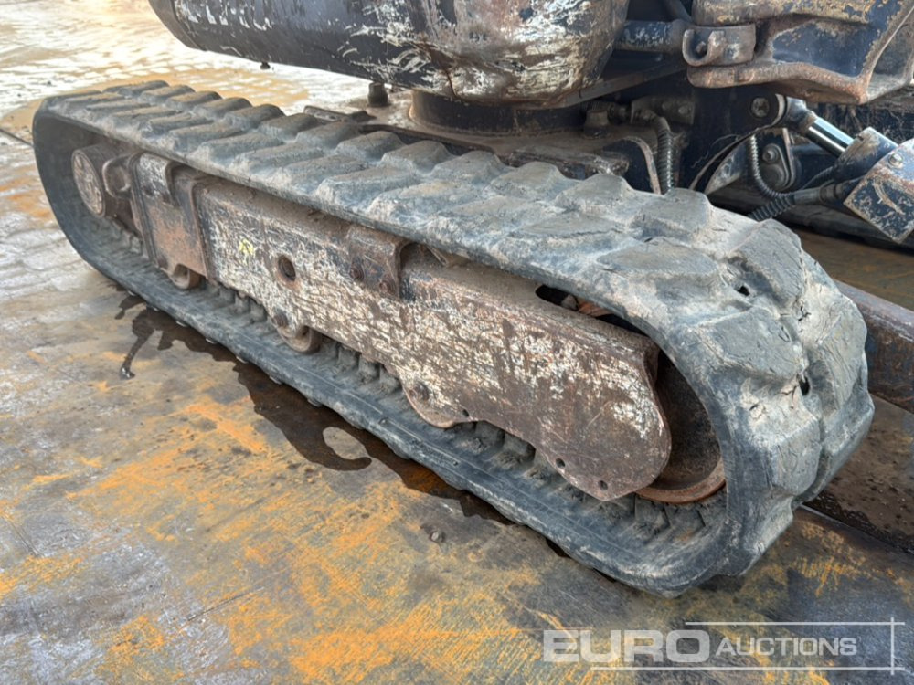 Mini excavator 2011 Kubota U17-3A: picture 11
