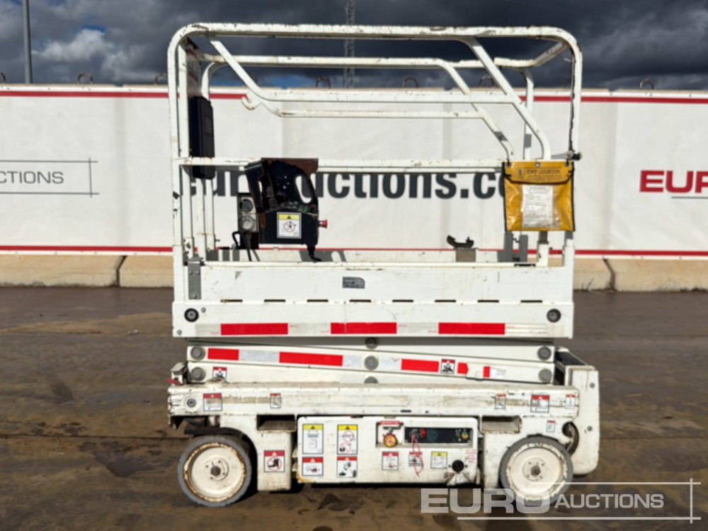 2014 Haulotte Optimum 8 - Scissor lift: picture 2 2014 Haulotte Optimum 8 - Scissor lift: picture 2