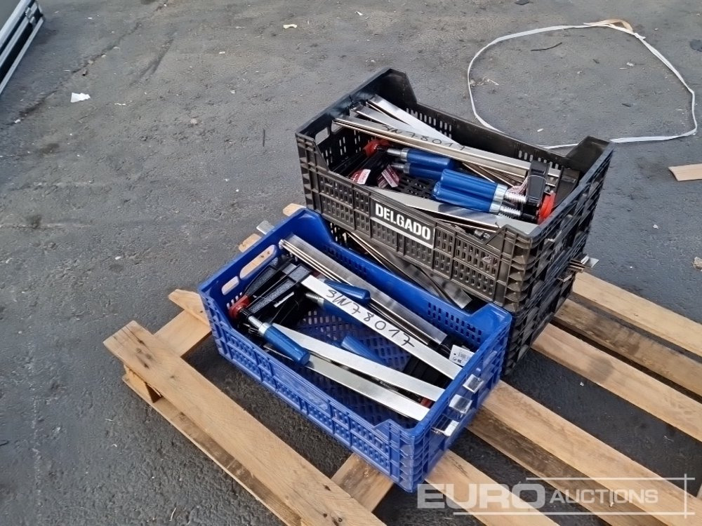 Bar Clamps / Sargentos - Construction equipment: picture 4 Bar Clamps / Sargentos - Construction equipment: picture 4