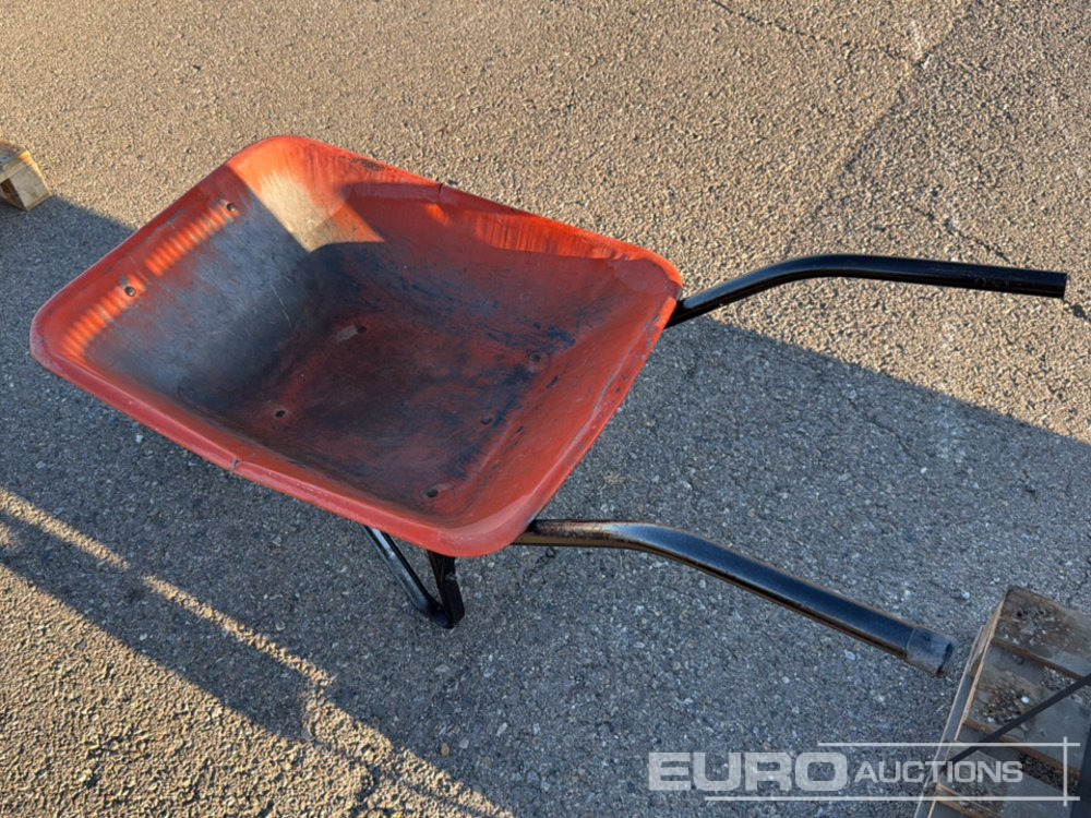 Construction WheelBarrow - Construction equipment: picture 1 Construction WheelBarrow - Construction equipment: picture 1