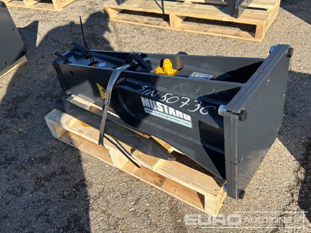 Unused 2025 Mustang HM202 - Hydraulic hammer: picture 2 Unused 2025 Mustang HM202 - Hydraulic hammer: picture 2