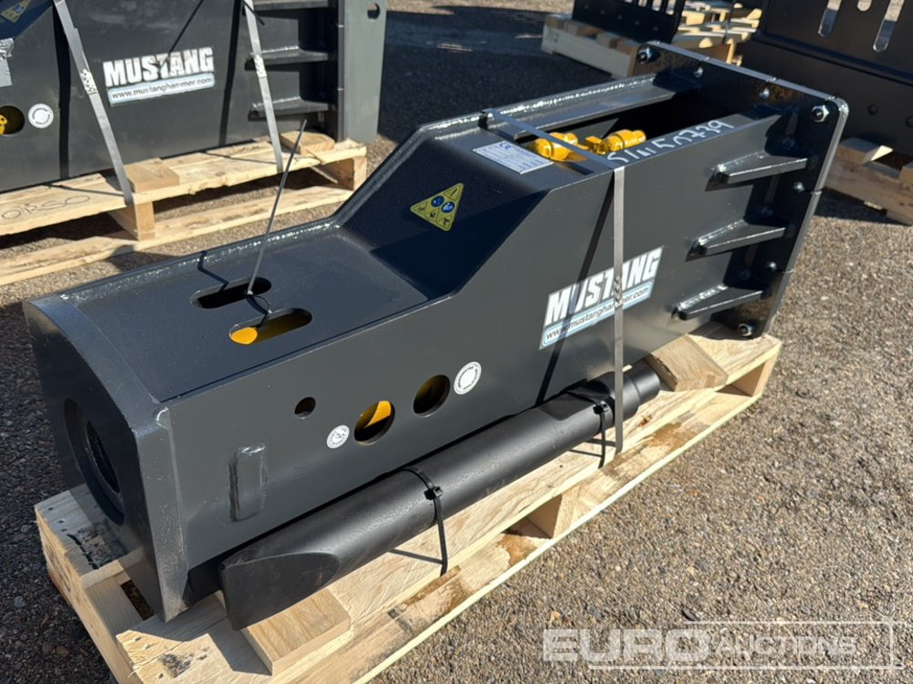 Unused 2025 Mustang HM550 - Hydraulic hammer: picture 3 Unused 2025 Mustang HM550 - Hydraulic hammer: picture 3