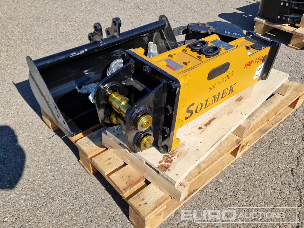 Unused Set of 30" Ditching, 8" Digging Bucket, Hydraulic Breaker to suit JPC Excavator / Conjunto Cazos de 800mm y 200mm y Martillo Solmek HM-150para Excavadora JPC - Bucket: picture 1 Unused Set of 30" Ditching, 8" Digging Bucket, Hydraulic Breaker to suit JPC Excavator / Conjunto Cazos de 800mm y 200mm y Martillo Solmek HM-150para Excavadora JPC - Bucket: picture 1