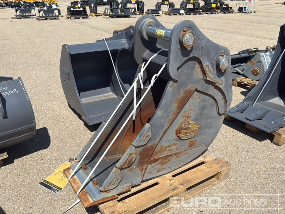 Unused Strickland 18" Digging Bucket 80mm Pin to suit 10+ Ton Excavator - Bucket: picture 4 Unused Strickland 18" Digging Bucket 80mm Pin to suit 10+ Ton Excavator - Bucket: picture 4