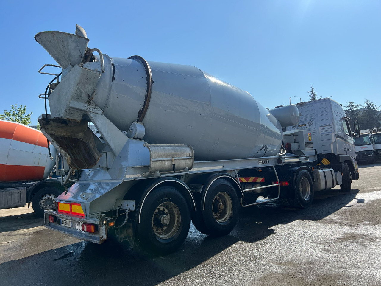Semi malaxeur Liebherr BB-360-LF - Concrete mixer semi-trailer: picture 3 Semi malaxeur Liebherr BB-360-LF - Concrete mixer semi-trailer: picture 3